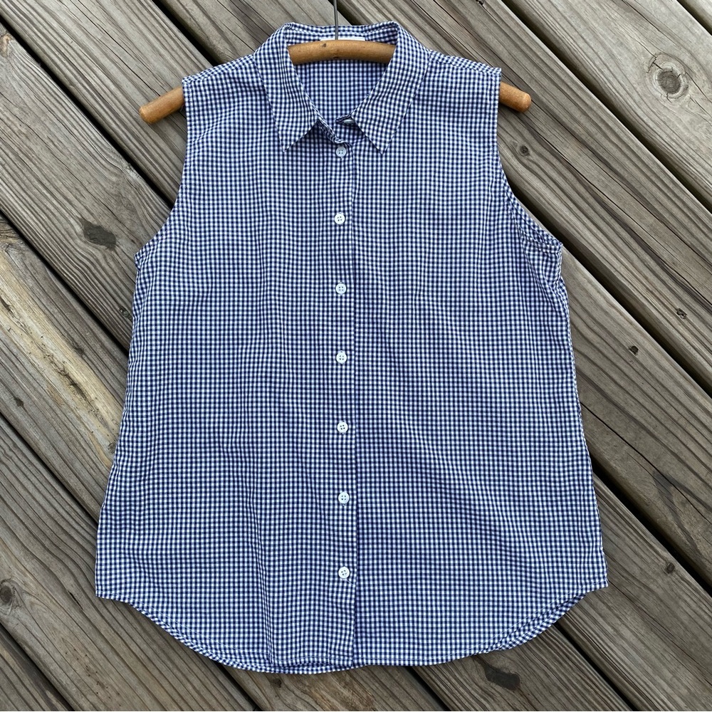 EQUIPMENT FEMME Navy Gingham Sleeveless Button Down Shirt - Size L (fitted)